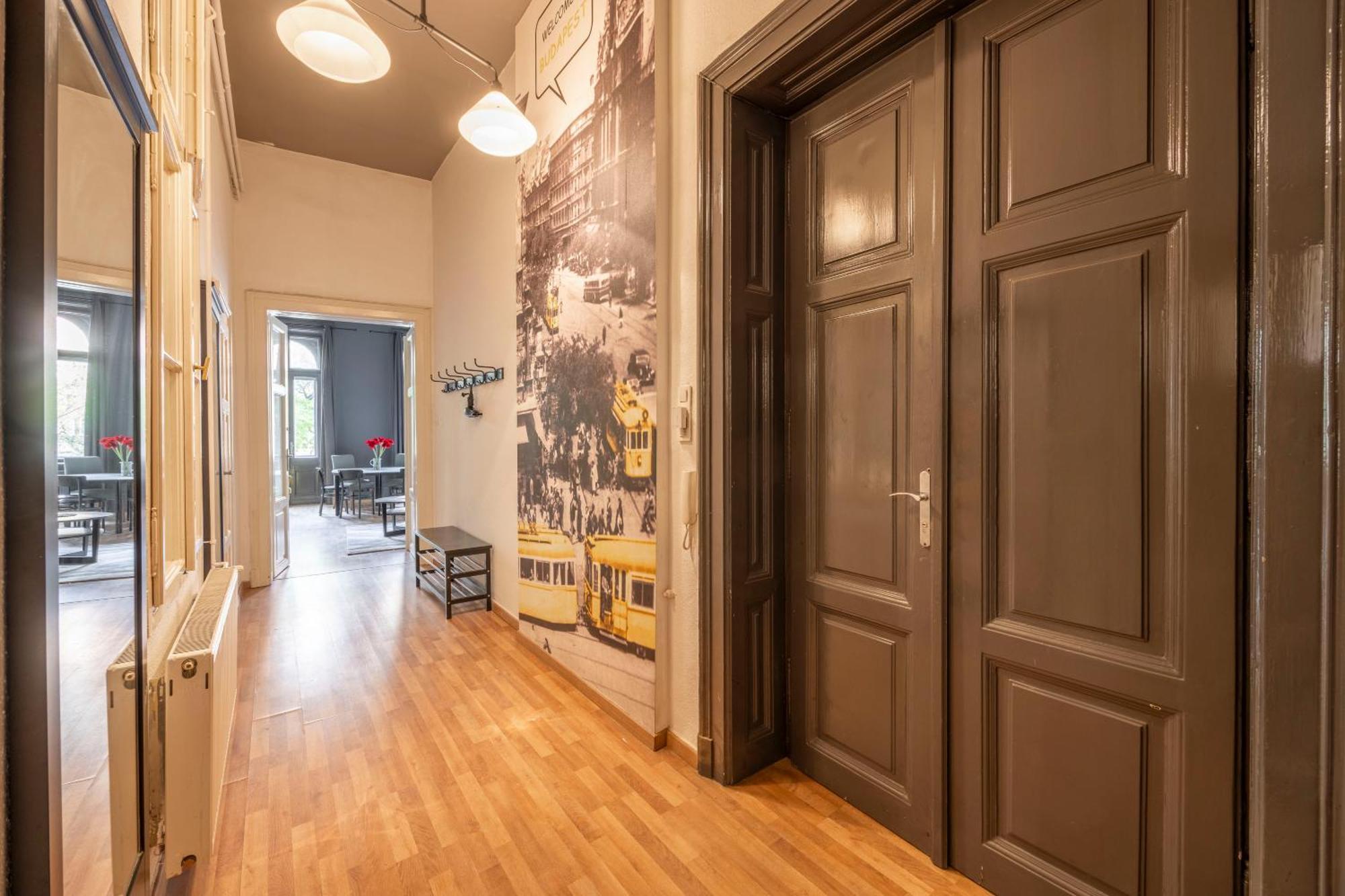 Cozy & Nostalgic Budapest Style Apartment In The Center エクステリア 写真